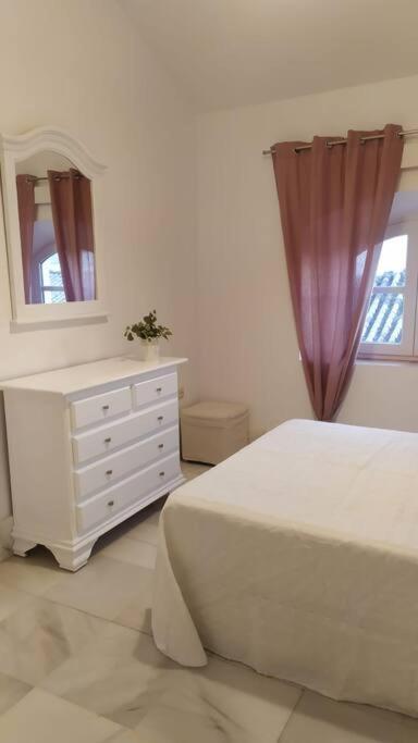 Apartment Cozy Penthouse Center, Car Park Included-caspal Malaga