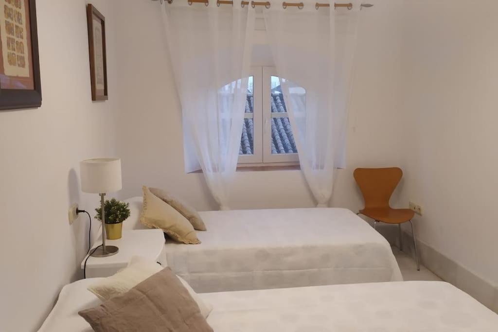 Apartment Cozy Penthouse Center, Car Park Included-caspal