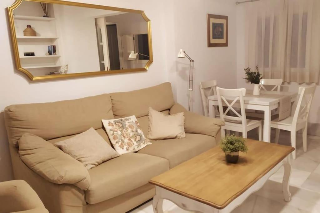 Cozy Penthouse Center, Car Park Included-caspal Malaga